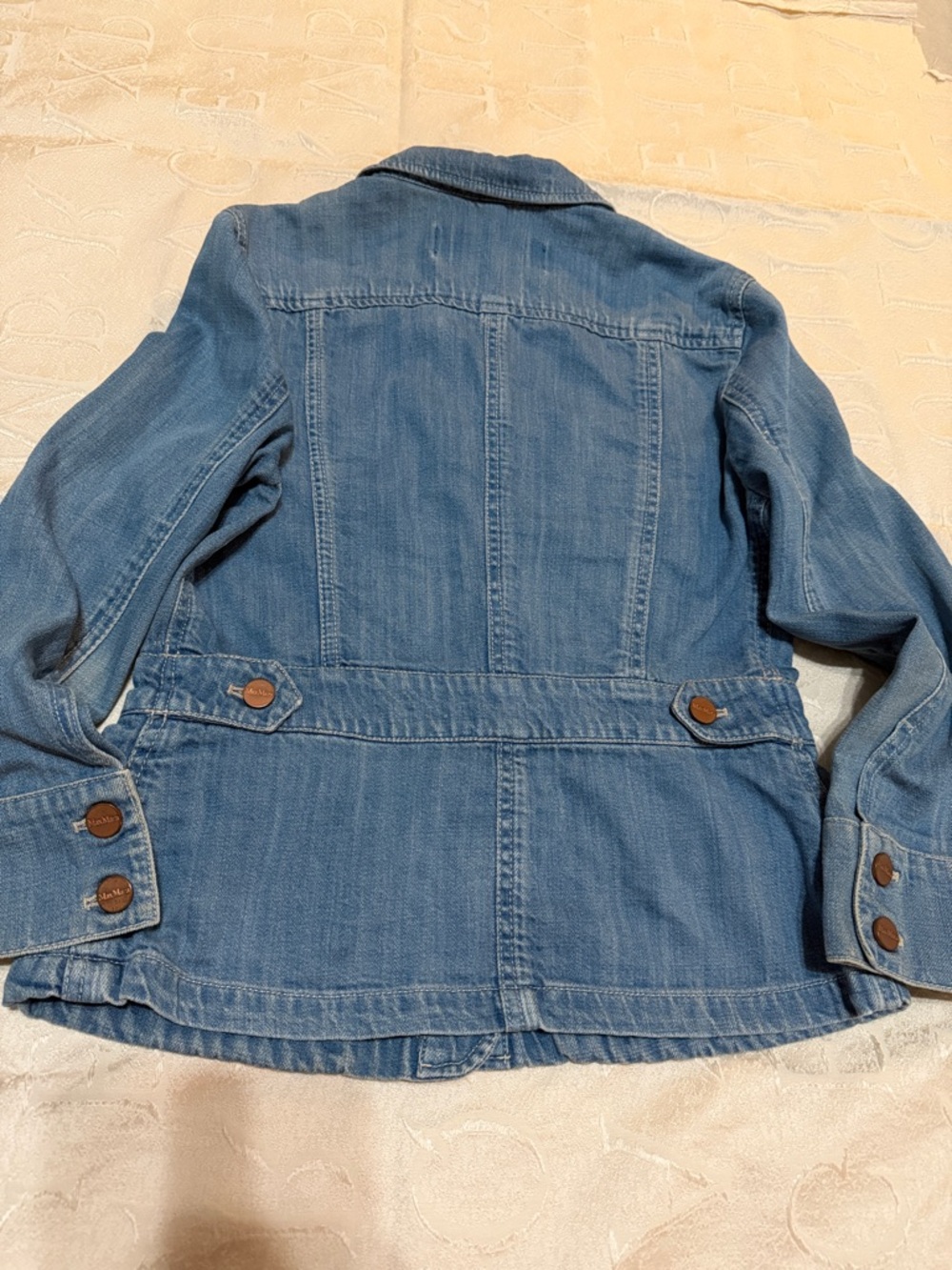 MaxMara Light Blue Denim Jacket with Button Front 8 - Picture 11 of 14